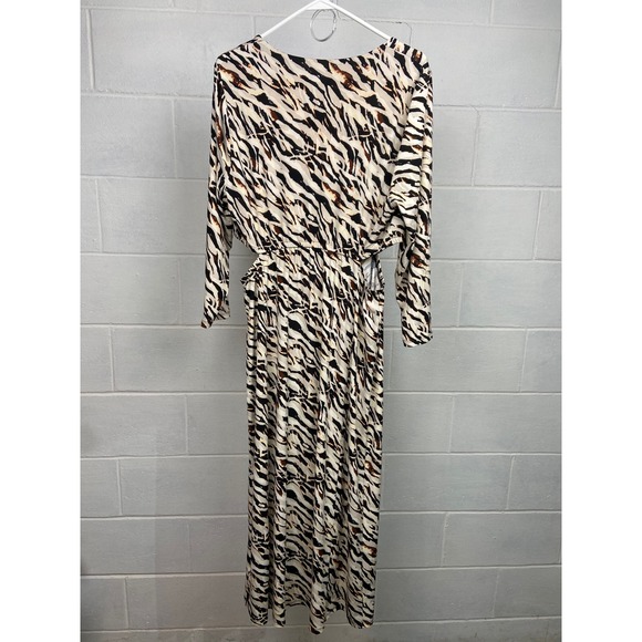 Torrid Maxi Dress Studio Knit Watercolor Zebra Print‎ Long Sleeve Size (0) 12/L - Picture 4 of 9